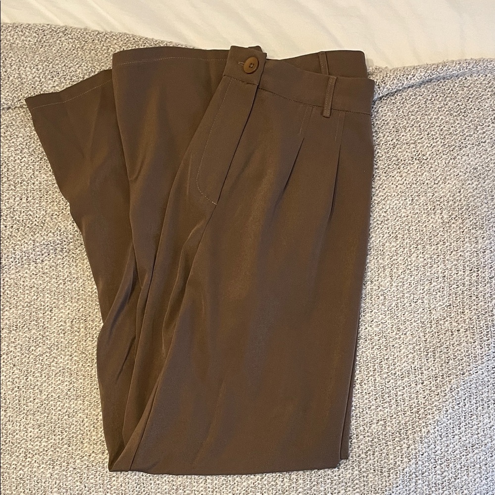 Women’s Abercrombie brown trouser pants